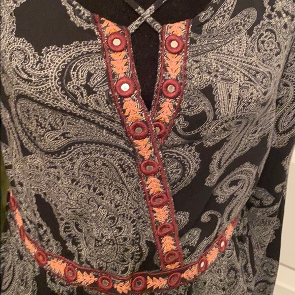 Xhilaration embroidered dress - Picture 3 of 3
